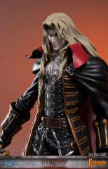 Alucard 21" Statue (twilight)