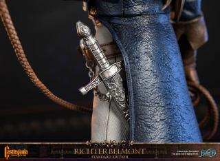 Richter Belmont 20.5" Statue