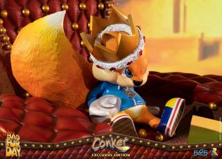 Conker Statue (exclusive)