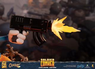 Conker Soldier Statue (exclusive)