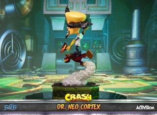 Dr. Neo Cortex 21.5" Statue