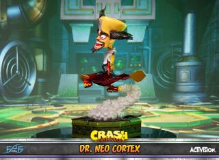 Dr. Neo Cortex 21.5" Statue