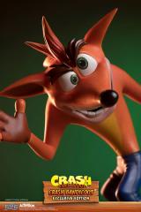 Crash Bandicoot 16" Statue (exclusive)