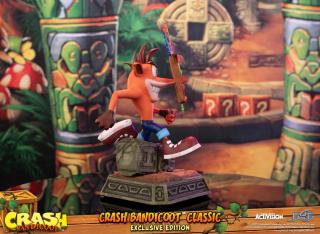 Crash Bandicoot Classic Statue (exclusive)