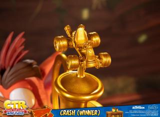 Crash Winner Statue