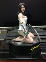 Female Cyborg Statue (exclusive)
