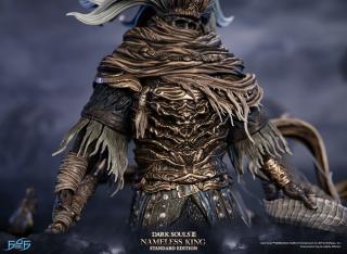 Nameless King 27" Statue