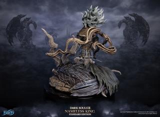 Nameless King 27" Statue