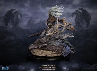 Nameless King 27" Statue