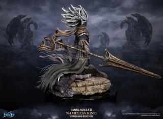 Nameless King 27" Statue