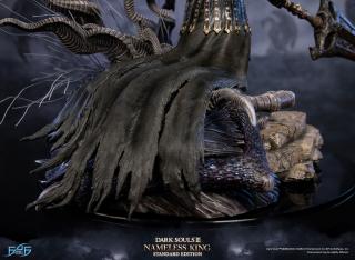 Nameless King 27" Statue