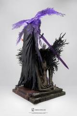Pontiff Sulyvahn 1/7 Scale Statue (deluxe)