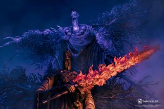 Pontiff Sulyvahn 1/7 Scale Statue (deluxe)