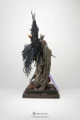 Pontiff Sulyvahn 1/7 Scale Statue