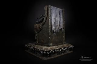 Yhorm 1/12 Scale Statue