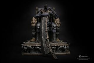 Yhorm 1/12 Scale Statue