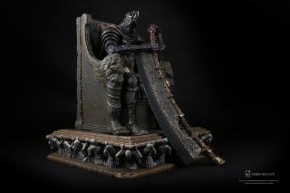 Yhorm 1/18 Scale Statue