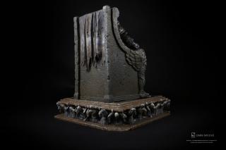 Yhorm 1/18 Scale Statue