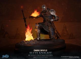 Elite Knight: Humanity Restored 11.4" Statue (exclusive)