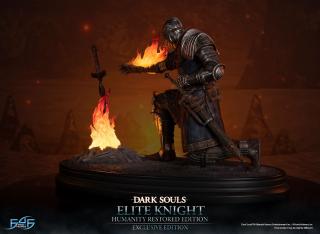 Elite Knight: Humanity Restored 11.4" Statue (exclusive)