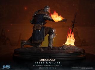 Elite Knight: Humanity Restored 11.4" Statue (exclusive)