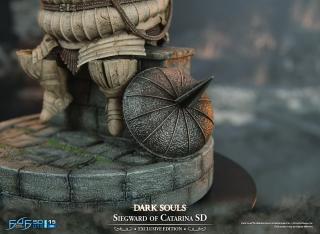 Siegward of Catarina SD 8.3" Statue (exclusive)