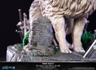 Sif the Great Grey Wolf SD 9" Statue (exclusive)