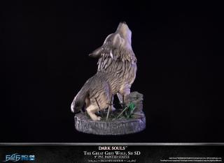 Sif the Great Grey Wolf SD 9" Statue (exclusive)