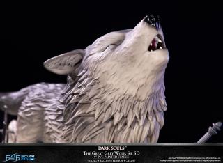 Sif the Great Grey Wolf SD 9" Statue (exclusive)