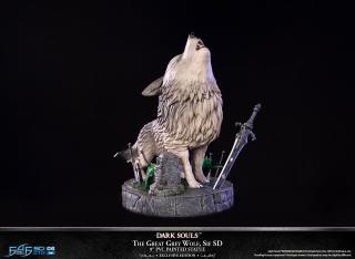 Sif the Great Grey Wolf SD 9" Statue (exclusive)
