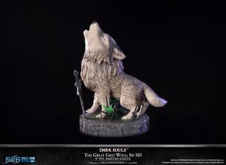 Sif the Great Grey Wolf SD 9" Statue (exclusive)