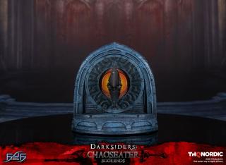 Chaoseater Bookends