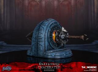 Chaoseater Bookends