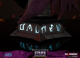 Strife Grand Scale Bust (exclusive)