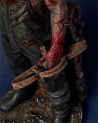 Trapper 1/6 Scale Statue