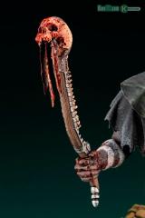 Wraith 10" Statue
