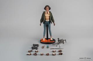 Julianna 1/6 Scale Figure