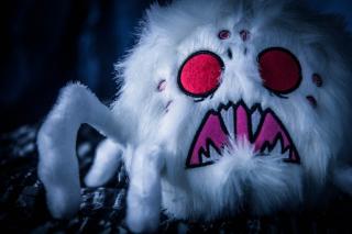 Spider Plush (White)