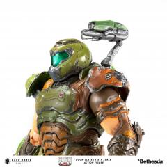 Doom Slayer 1/6 Scale Figure (exclusive)