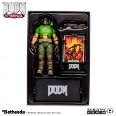 Doom Slayer 7" Figure (Classic Glow in the Dark / exclusive)