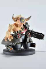 Mini Hunter 3" Statue