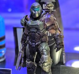 Modern Icons - Doom Slayer Statue (exclusive)