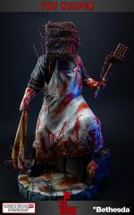 Keeper 15" Statue