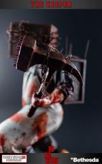 Keeper 15" Statue