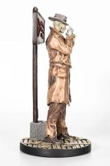 Nick Valentine 8" Statue (Fallout 4 Bundle)