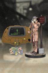 Nick Valentine 8" Statue (Fallout 4 Bundle)