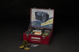 Pip-Boy 2000 MK VI Construction Kit (exclusive)