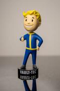Vault Boy 76 Bobblehead (Charisma 5")