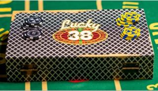 Lucky 38 Poker Set