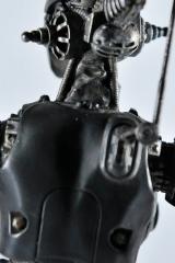 Assaultron 8" Statue (Dominator)